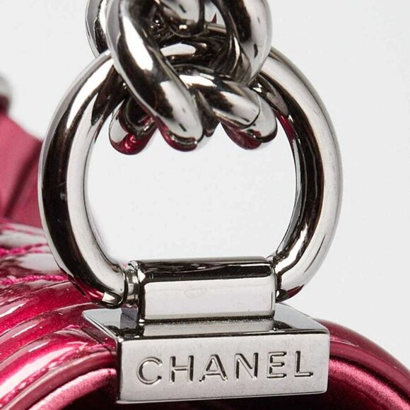 Chanel Pink Quilted Patent Leather Small Boy Bag - Picture 5 of 10
